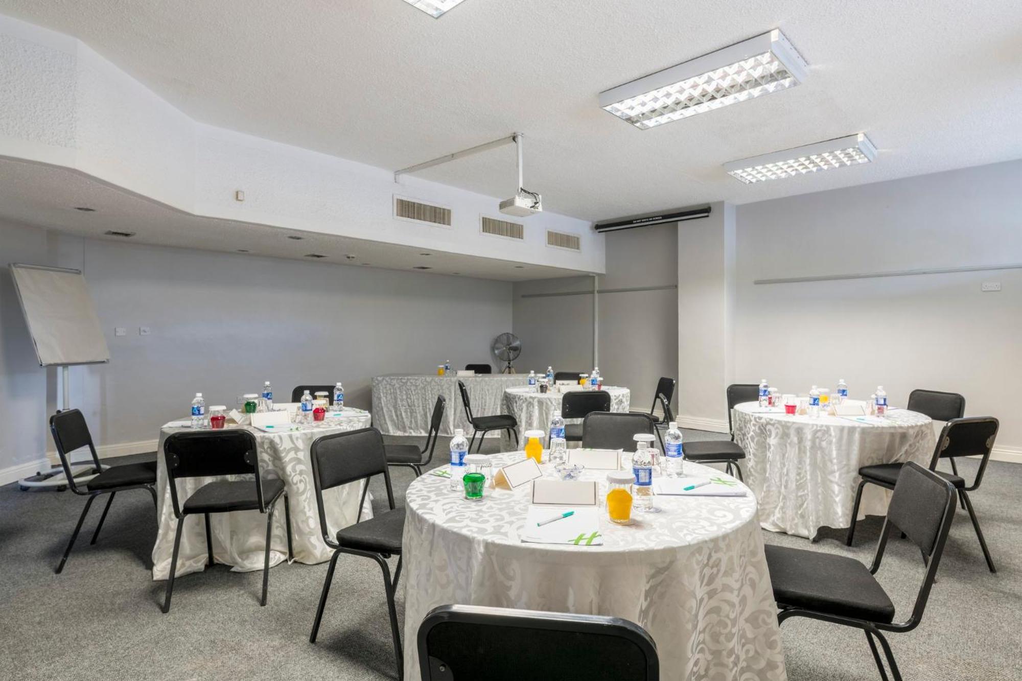 Holiday Inn - Mutare By Ihg Kültér fotó